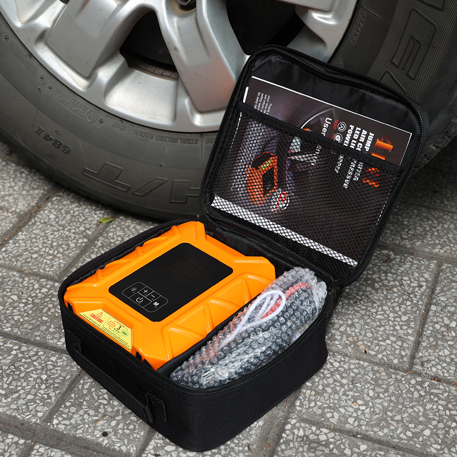 Máy bơm 4in 1 (bơm+kích bình+đèn+nguồn cáp) X7